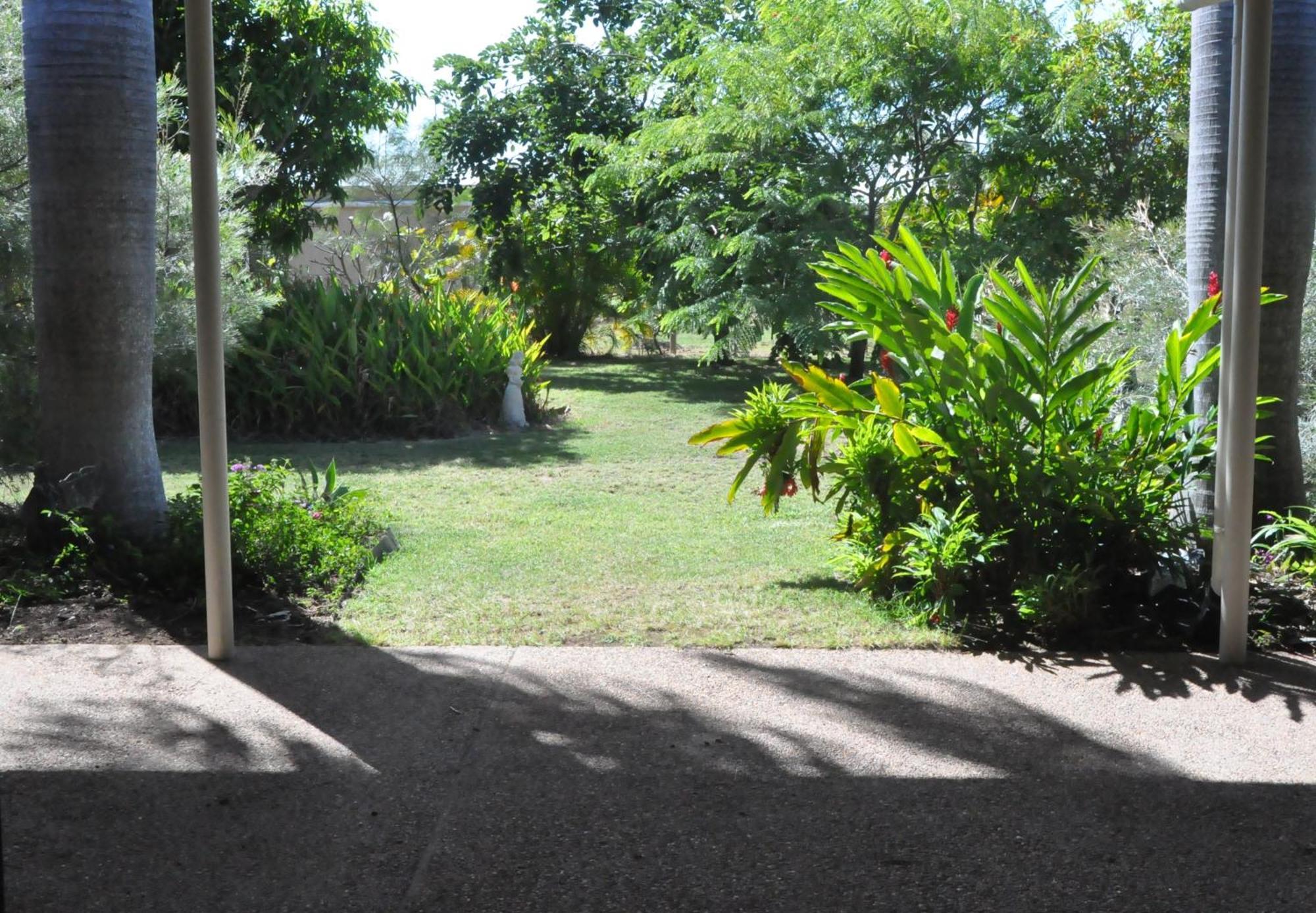 Magnetic Island Bed And Breakfast Horseshoe Bay Exterior photo