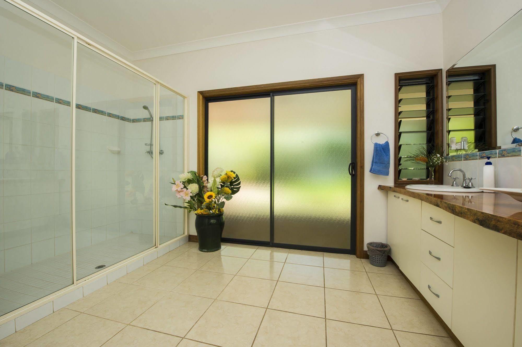Magnetic Island Bed And Breakfast Horseshoe Bay Exterior photo