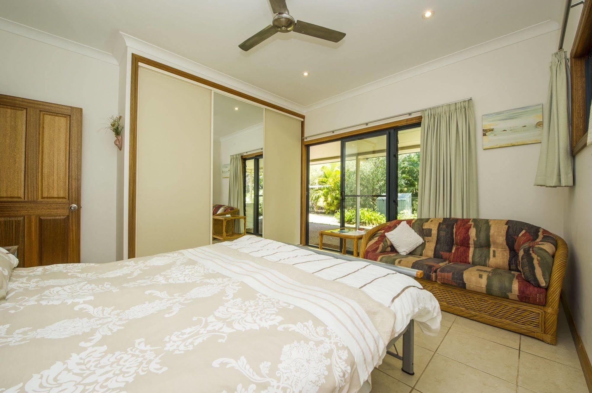 Magnetic Island Bed And Breakfast Horseshoe Bay Exterior photo